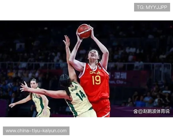 女篮一节打出高分赢得巨大掌声