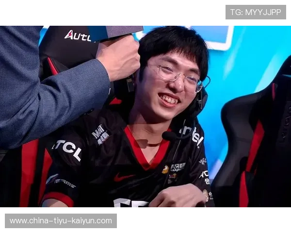 LPL全明星SOLO赛操作对拼火花四溅 LPL全明星SOLO赛操作对拼火花四溅