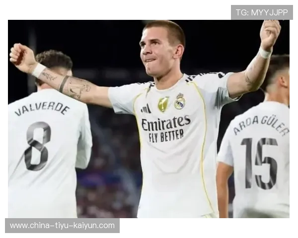 皇家马德里中场推进，贝林厄姆后插上形成杀机